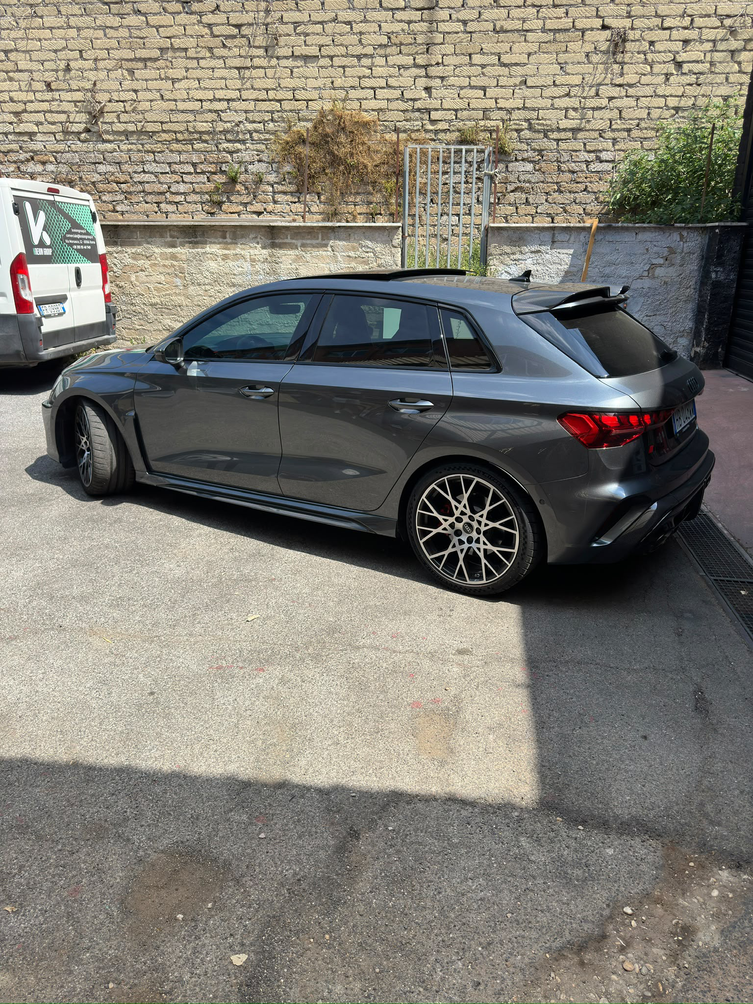 Audi RS3 con pellicole oscuranti Tint Garage Roma