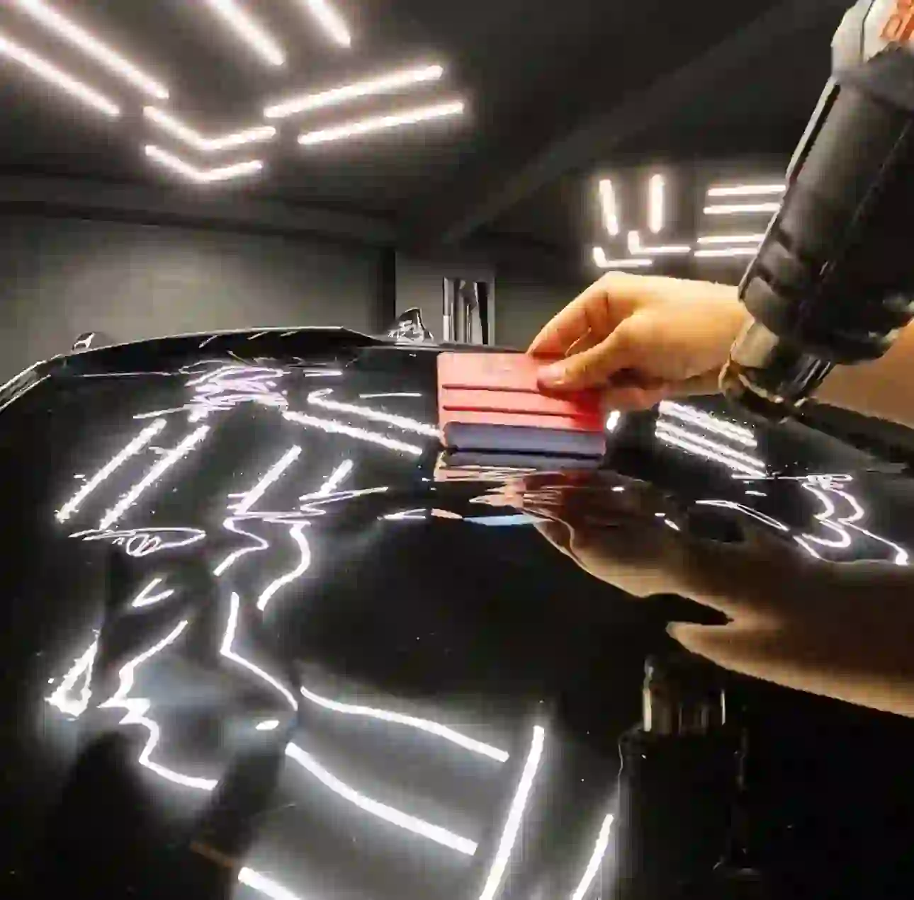 Termoformatura oscuramento vetri BMW X6 a Roma